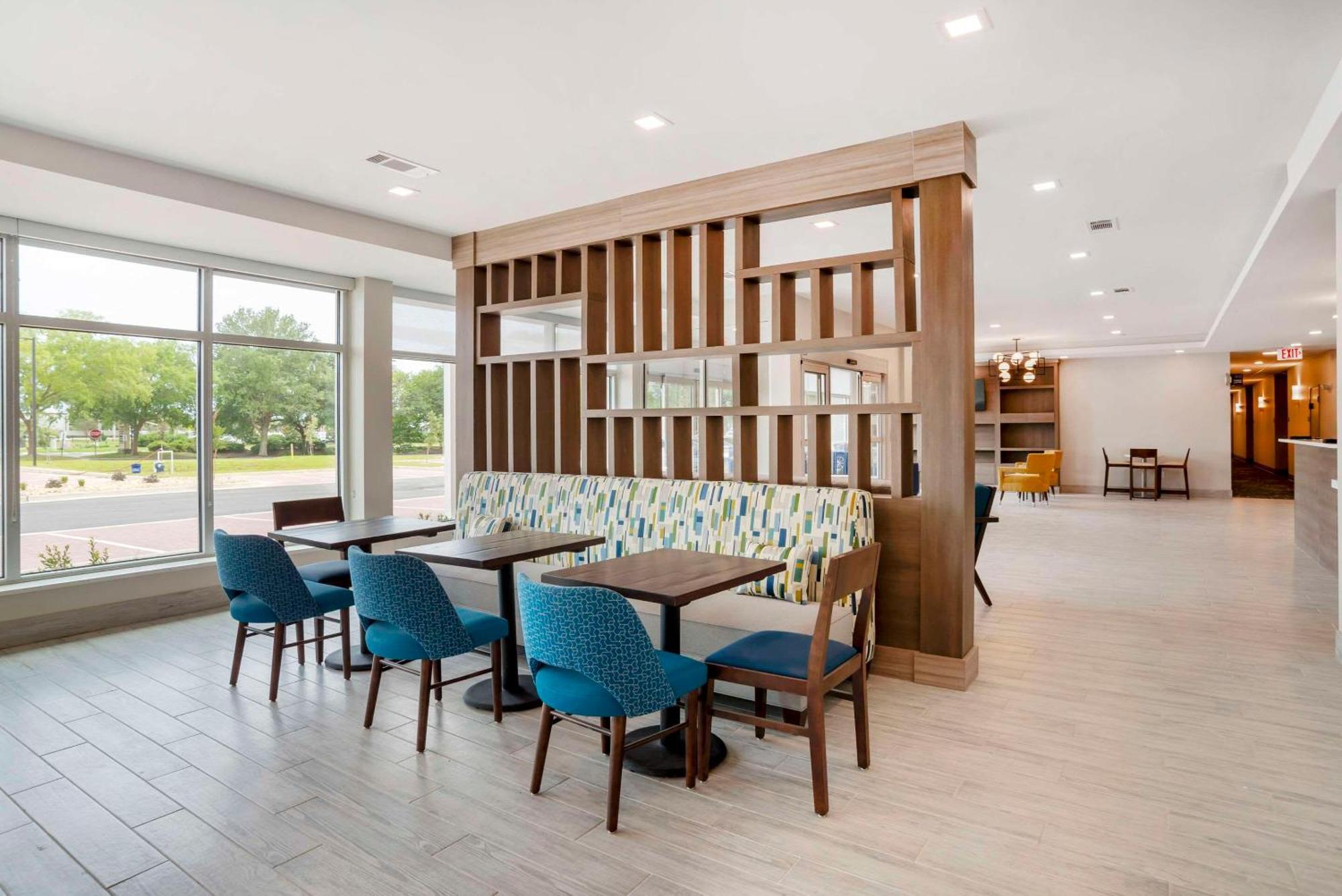 Comfort Inn & Suites Destin Near Henderson Beach Miramar Beach Bagian luar foto